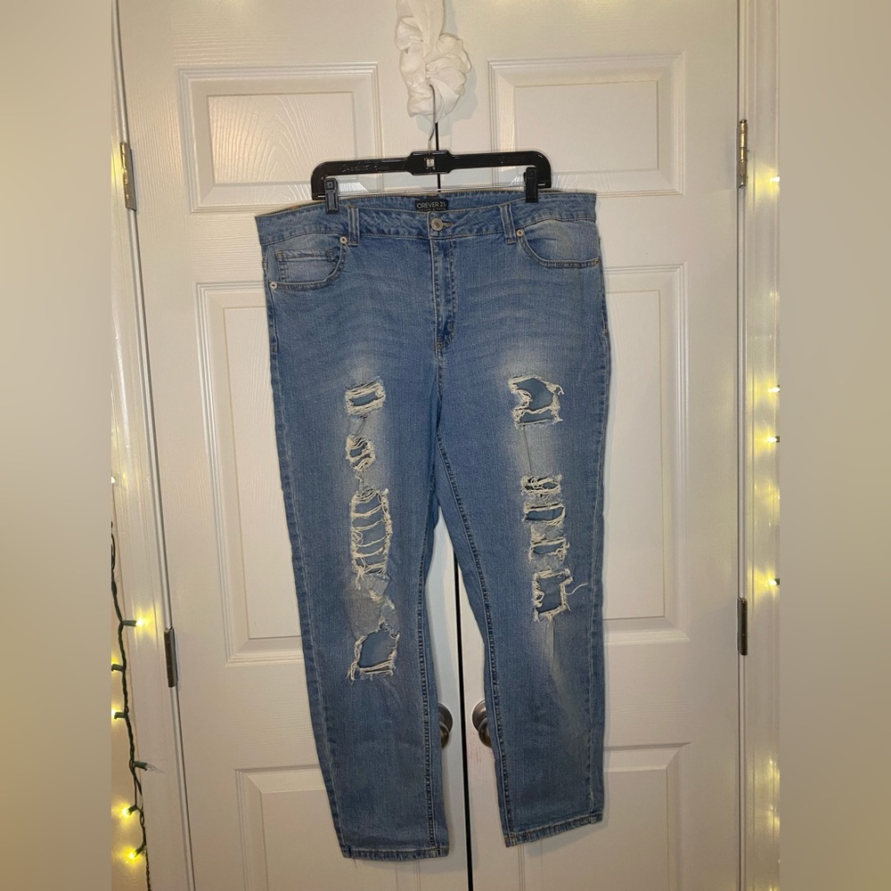 Plus Size Distressed Mom Jeans by Forever21 - Size 20